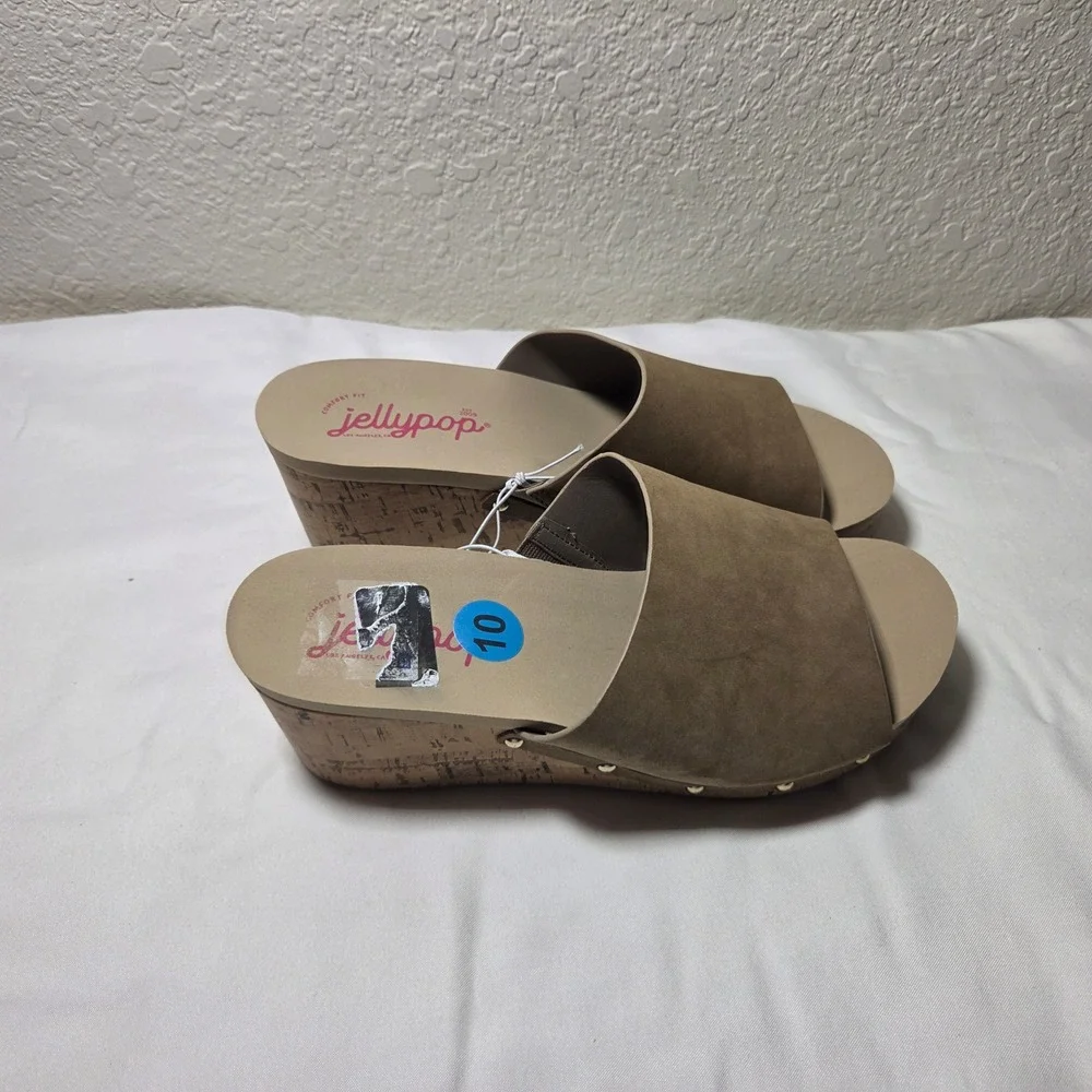 Jellypop Womens Tan Brown Faux Suede Cork Wedge Platform Slide Sandals Size 10